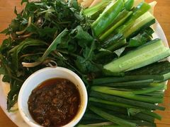 大丰收-闯关东东北农家菜(崂山石老人店)