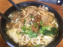 -鑫花溪牛肉米粉(文星广场店)