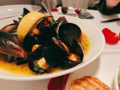 当季进口青口贝-壳里西餐厅Coquille Seafood Bistro(蒙自路店)