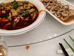 -胖大姐黄辣丁鱼庄(新津店)