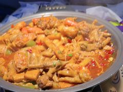 -徐记小怪兽肉蟹煲(中央大街店)