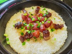 腊肠煲仔饭-猪肉婆私房菜(容桂总店)