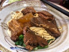 -金杨拉面王小吃面馆·牛三宝面·红烧牛肉粉