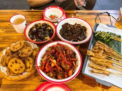 -冶建镜子·老南昌大排档·江西虾王(总店)