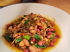 手撕扁担鸡-吃饭皇帝大(解放西路店)