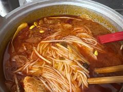 -铁锅哥米线