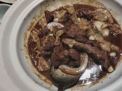 -黄泥岗·地道湖北菜(奥特莱斯店)