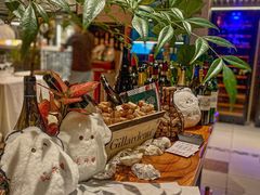 -Osteria Garden 生蚝花园餐厅(原进贤路店)
