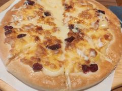 榴莲披萨-圣河湾虾饺美食(站前店)
