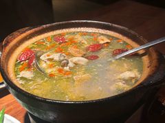 -濠轩阁特色生蚝火锅总店