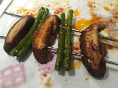 香菇蒜薹-北三老太太烧烤(人生一串上榜店)