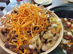 -菌乡缘·野生菌蒸汽鱼火锅(江边夜市店)