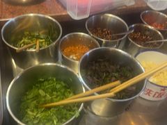 -丽丽三鲜螺蛳粉(田林路店)