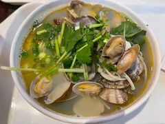 -何记花甲(卓悦汇旗舰店)