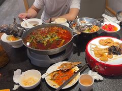 -万重锦·人文川菜馆(骡马市店)