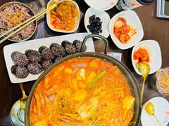 -釜山豚骨汤饭(芝罘万达广场店)