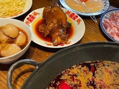 -萍姐火锅·公路夜市(武汉首店)