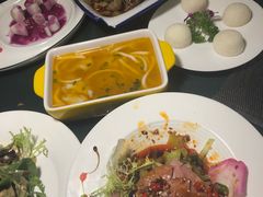 -忘忧草融合私房菜(红鼎国际店)