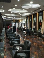 -八佰伴8008星级形象店