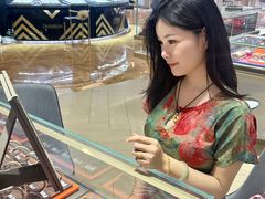 -王府井百货熙地港店
