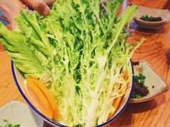 -野山舂·贵州现舂酸汤火锅(鸿通城店)