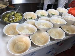 牛肉馄饨-草桥清真牛肉锅贴扁食店