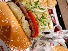 -The Habit Burger Grill 哈比特汉堡(复兴soho店)