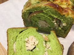 菠菜熏鸡吐司-奈雪的茶(花城汇中区PRO店)