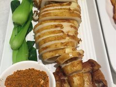 -赶海部落海鲜城(海阳路店)