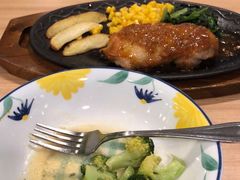 炒西兰花-萨莉亚意式餐厅(深南茂业店)