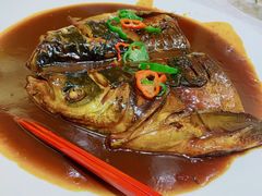 扒烧鱼头-冶春茶社(太和广场店)