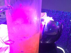 -唯爱KTV聚会餐厅(仙林东城汇店)