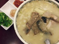 羊肉泡馍-老回回饺子馆(海洋馆店)