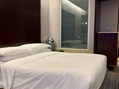 -上海龙之梦万丽酒店