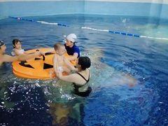 -蓝旗游泳·青训·亲子水域中心(方庄中心)