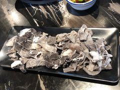 -牛一煲美食(江高店)