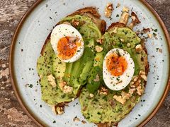 牛油果煮蛋吐司-RAC BAR(安福路店)