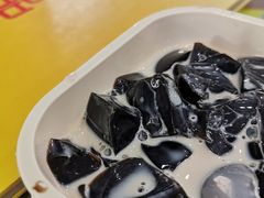 龟苓膏牛奶-民信老铺(华盖路店)