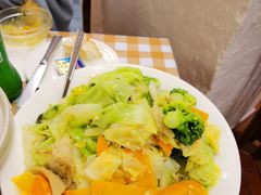 马介休炒青菜-船屋葡国餐厅