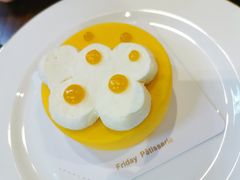 -Fridi Patisserie Cafe