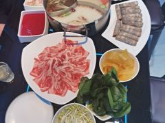 -唯爱KTV聚会餐厅(仙林东城汇店)