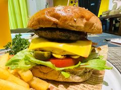 -又见马甲M8融合西餐厅(体育中心店)
