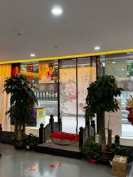 -斑小将品牌体验店