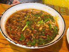 小锅米线-蜗牛的家旅行主题云南菜餐厅.小酒馆(护国寺店)