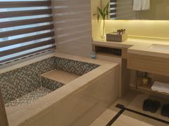 -兴芮温泉度假区