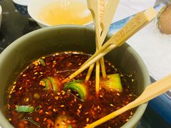 -红鼎豆捞·非遗鲍皇汤火锅(宝丰路店)