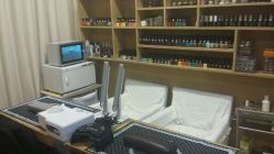 -CARR SALON
