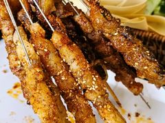 -卞二小串·鹤岗烧烤·坑烤(永定路店)