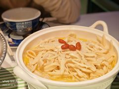 脆竹笋试春汁-桂满陇·蟹黄小笼汤包(环球港店)