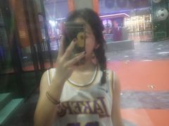 -嗨翻Hi-Fun竞技主题乐园·蹦床亲子生日轰趴(国光1937店)